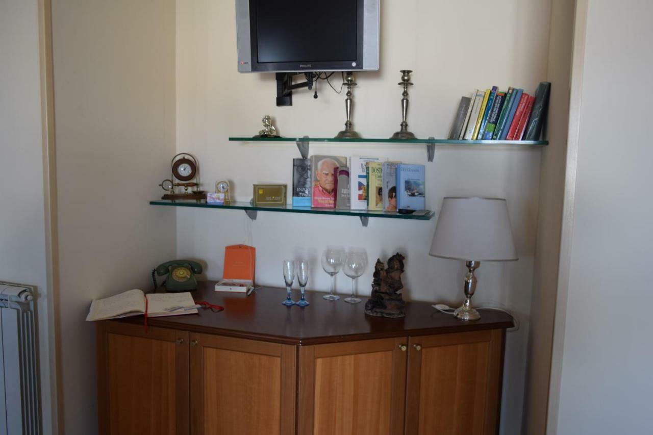 Bed &Breakfast Pinetamare Bed & Breakfast Castel Volturno Luaran gambar