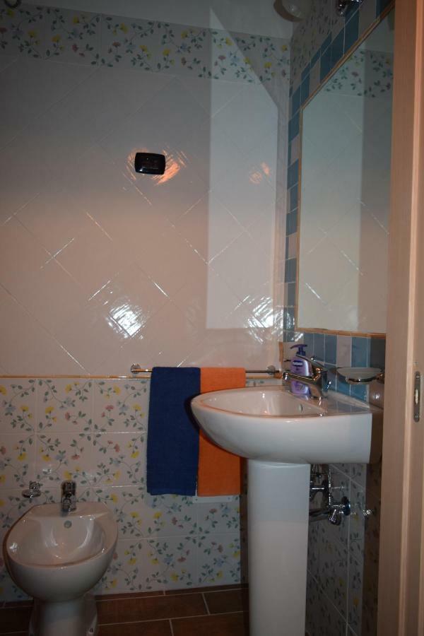 Bed &Breakfast Pinetamare Bed & Breakfast Castel Volturno Luaran gambar