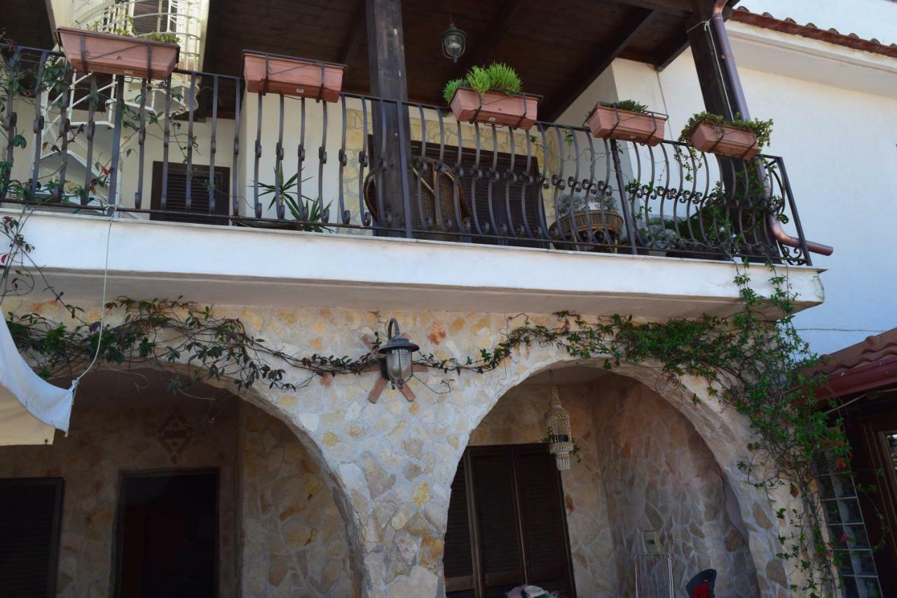 Bed &Breakfast Pinetamare Bed & Breakfast Castel Volturno Luaran gambar